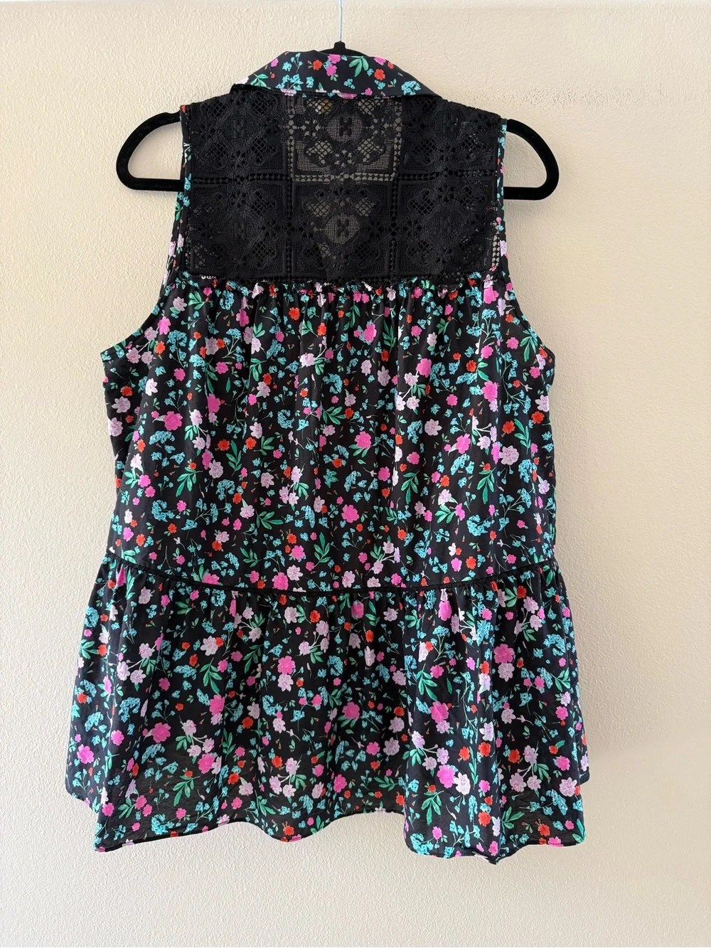 Kate Spade New York Greenhouse Lace Yoke Sleeveless Blouse